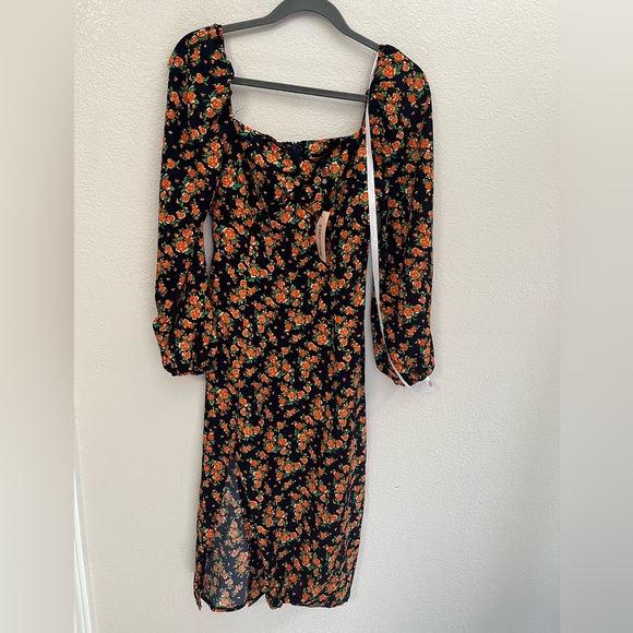 NWT Missguided milkmaid midi dress Floral Ruched Dress - Picture 3 of 12